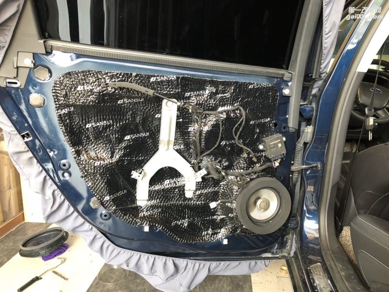 汕頭市專業(yè)改裝福特汽車音響改裝隔音降噪福特金牛座四門隔音降噪音響改裝意大利赫茲汕頭市星悅汽車音響