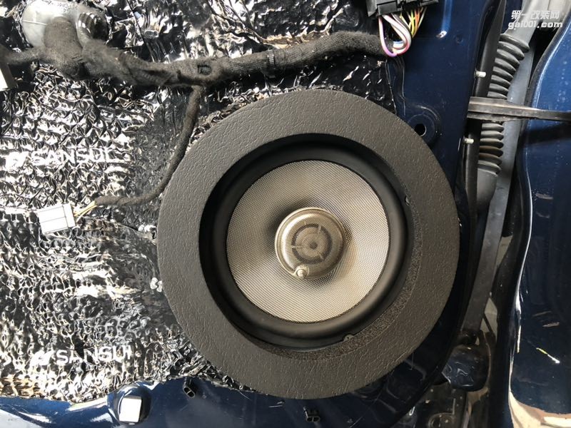 汕頭市專業(yè)改裝福特汽車音響改裝隔音降噪福特金牛座四門隔音降噪音響改裝意大利赫茲汕頭市星悅汽車音響