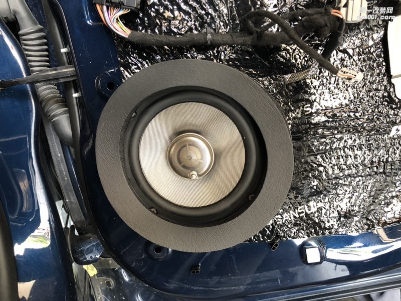 汕頭市專業(yè)改裝福特汽車音響改裝隔音降噪福特金牛座四門隔音降噪音響改裝意大利赫茲汕頭市星悅汽車音響
