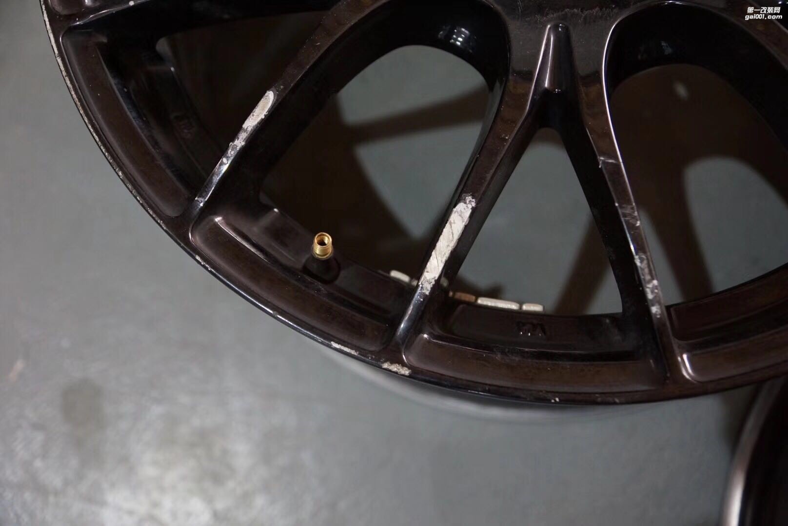 RAYS 2X7 鋼琴黑油漆翻新完成