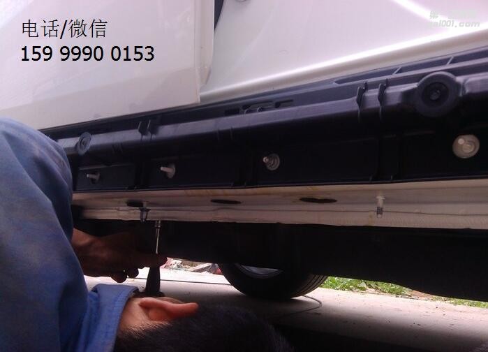 奔馳GLE加裝電動(dòng)踏板，終于可以輕松自在地上下車了！