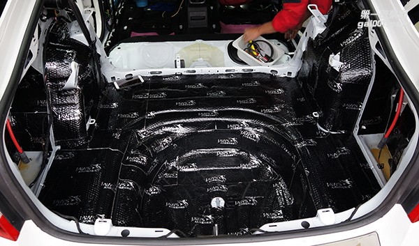 重慶斯柯達明銳全車大白鯊隔音