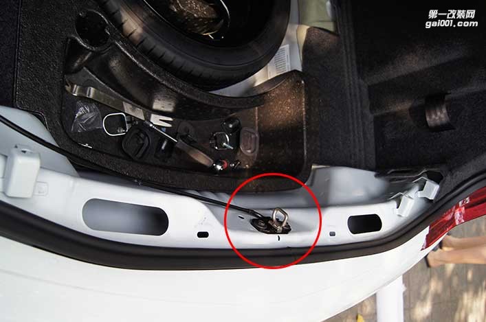 凱迪拉克XTS改裝水晶把手 一件升窗 電動尾門---成都威威車改