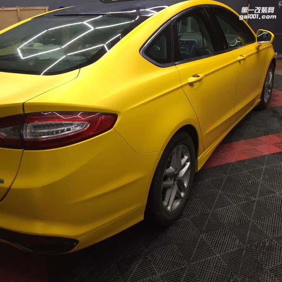 十堰車身改色福特電光黃改色膜 案例