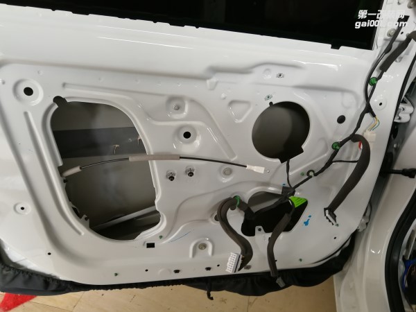 科沃茲全車隔音 音響入門級性價(jià)比之最 泉州汽車音響改裝