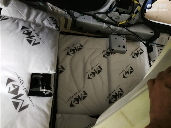 科沃茲全車隔音 音響入門級性價(jià)比之最 泉州汽車音響改裝