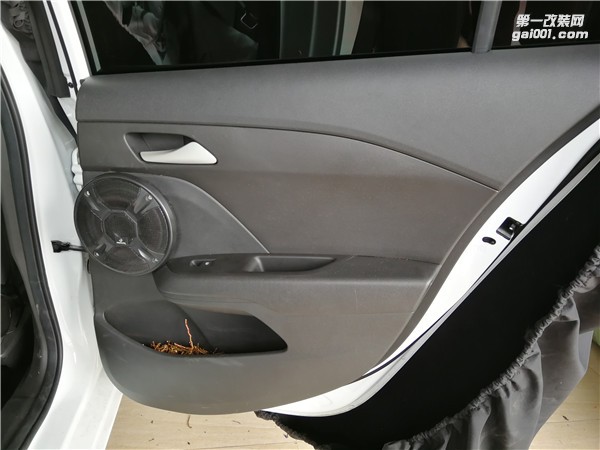 科沃茲全車隔音 音響入門級性價(jià)比之最 泉州汽車音響改裝