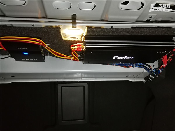 彩虹之聲伴隨圣駕 福特金牛座音響改裝升級 泉州山水汽車音響改裝