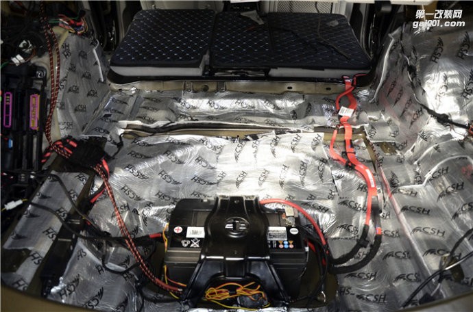 奧迪A4改裝ETON和ARC汽車音響 阿爾派DSP處理器