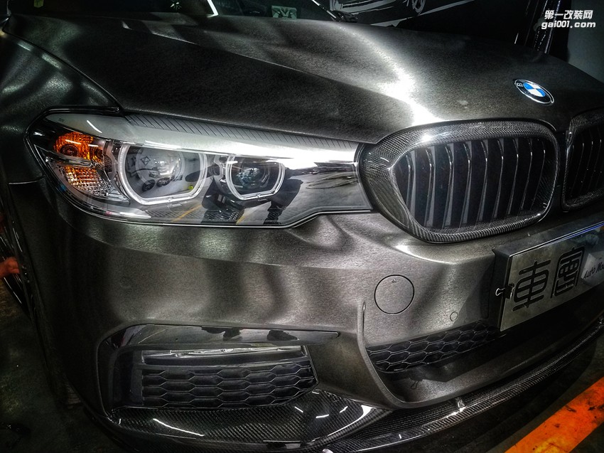 BMW 5系升級(jí)黑武士