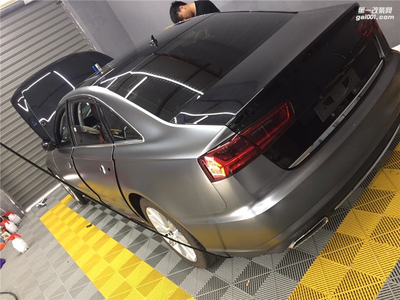 奧迪A6L車衣裳電光鈦灰改色車身貼膜