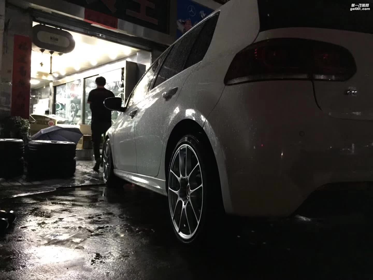 高爾夫，換 全新 BBS RF 完工！
