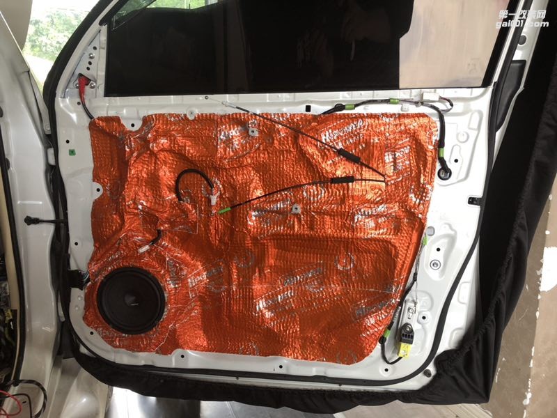 汕頭市汽車音響改裝豐田普拉多霸道升級四門勁能隔音改裝意大利赫茲三分頻非一般的樂享汕頭市星悅汽車音響