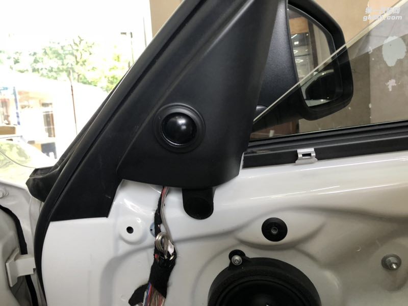 汕頭市星悅汽車(chē)音響改裝“真的很MATCH”寶馬3系改裝德國(guó)麥?zhǔn)藷o(wú)損升級(jí)寶馬專車(chē)專用喇叭溫暖音色