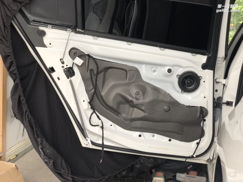 汕頭市星悅汽車(chē)音響改裝“真的很MATCH”寶馬3系改裝德國(guó)麥?zhǔn)藷o(wú)損升級(jí)寶馬專車(chē)專用喇叭溫暖音色