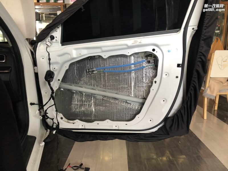 汕頭起亞K4音響改裝升級史泰格隔音改裝這套意大利赫茲音響才應該是你的真愛汕頭星悅汽車音響