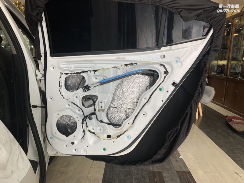 汕頭起亞K4音響改裝升級史泰格隔音改裝這套意大利赫茲音響才應該是你的真愛汕頭星悅汽車音響