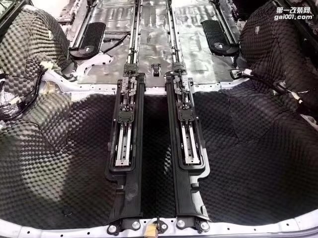 南寧隔音改裝豐田阿爾法隔音改裝+歐洲賽倫科特隔音改裝