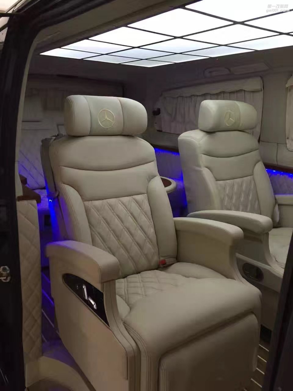 威霆電動航空座椅改裝