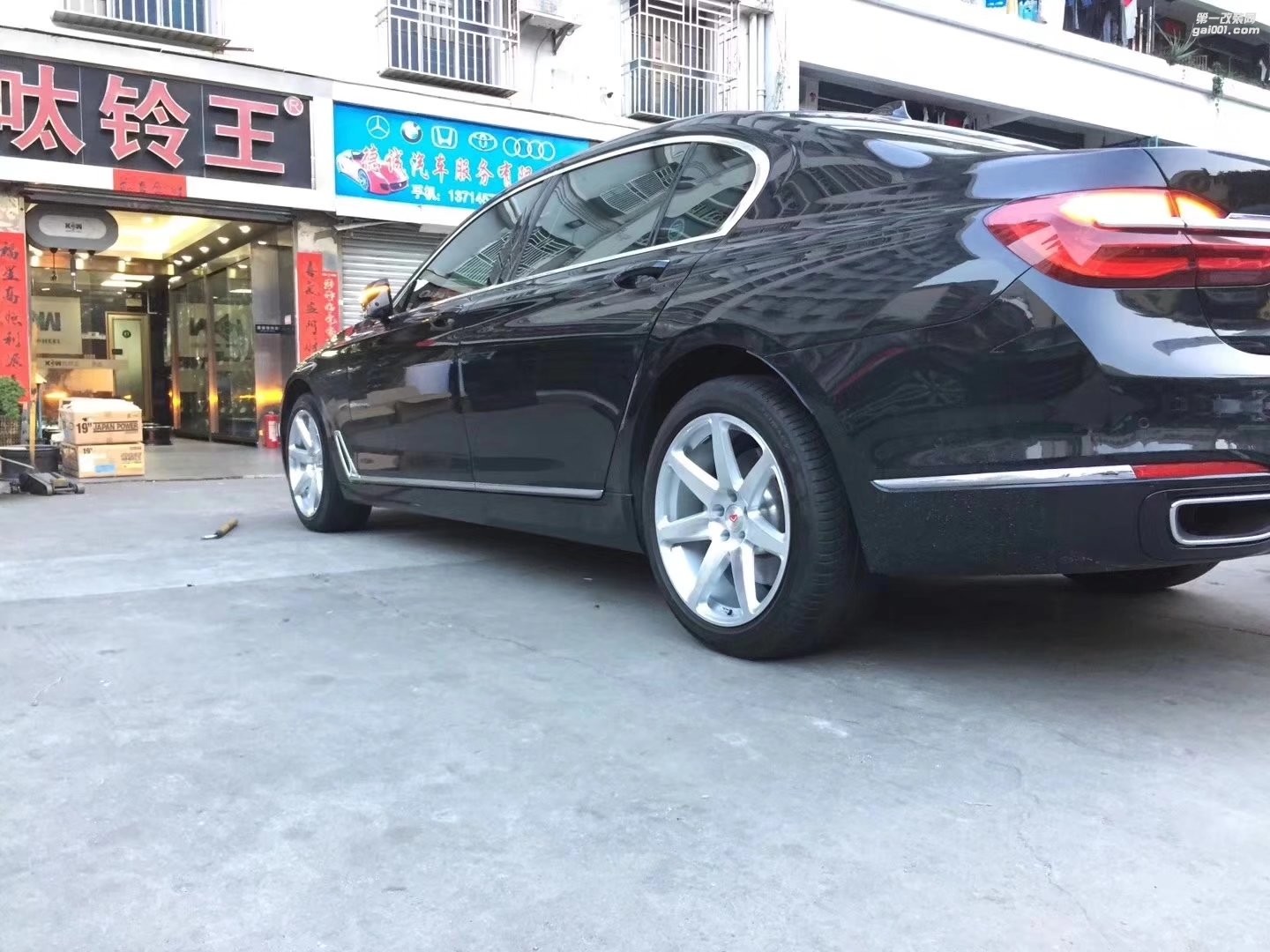 寶馬，換 私人定制鍛造 完 工！