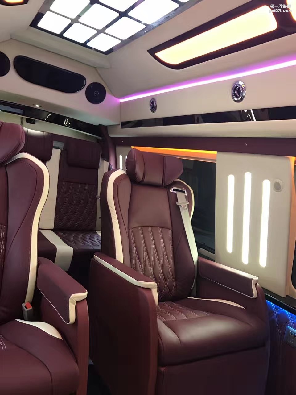 大通g10v80電動(dòng)門航空按摩座椅改裝
