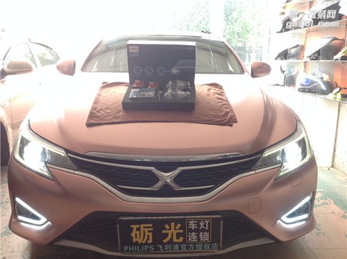 廣州汽車改燈 豐田銳志車燈升級(jí)海拉5雙光透鏡飛利浦氙氣套餐