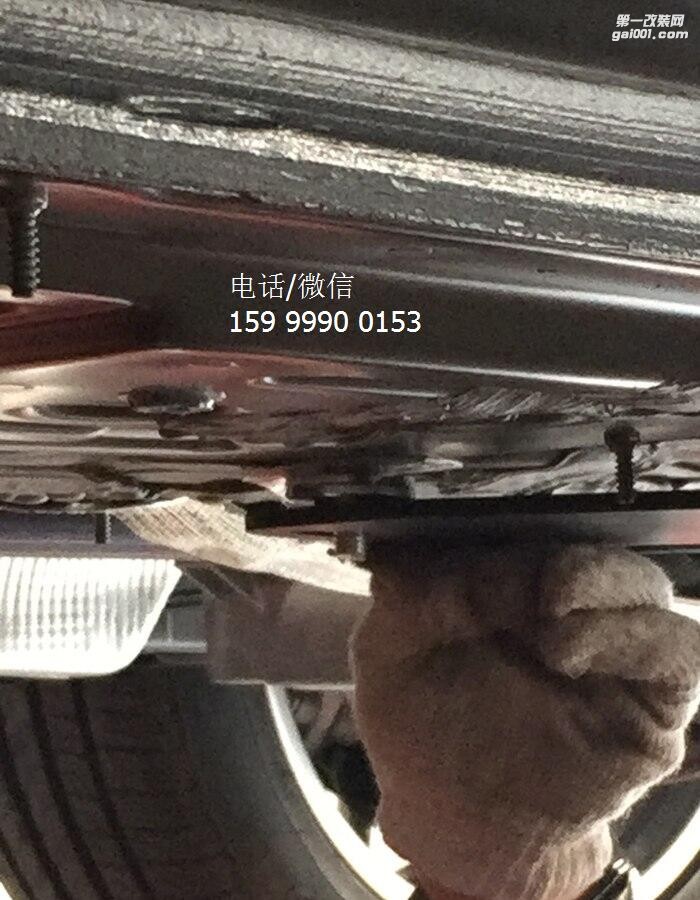 奧迪Q7加裝電動(dòng)踏板，超實(shí)用腳踏板，不裝后悔！