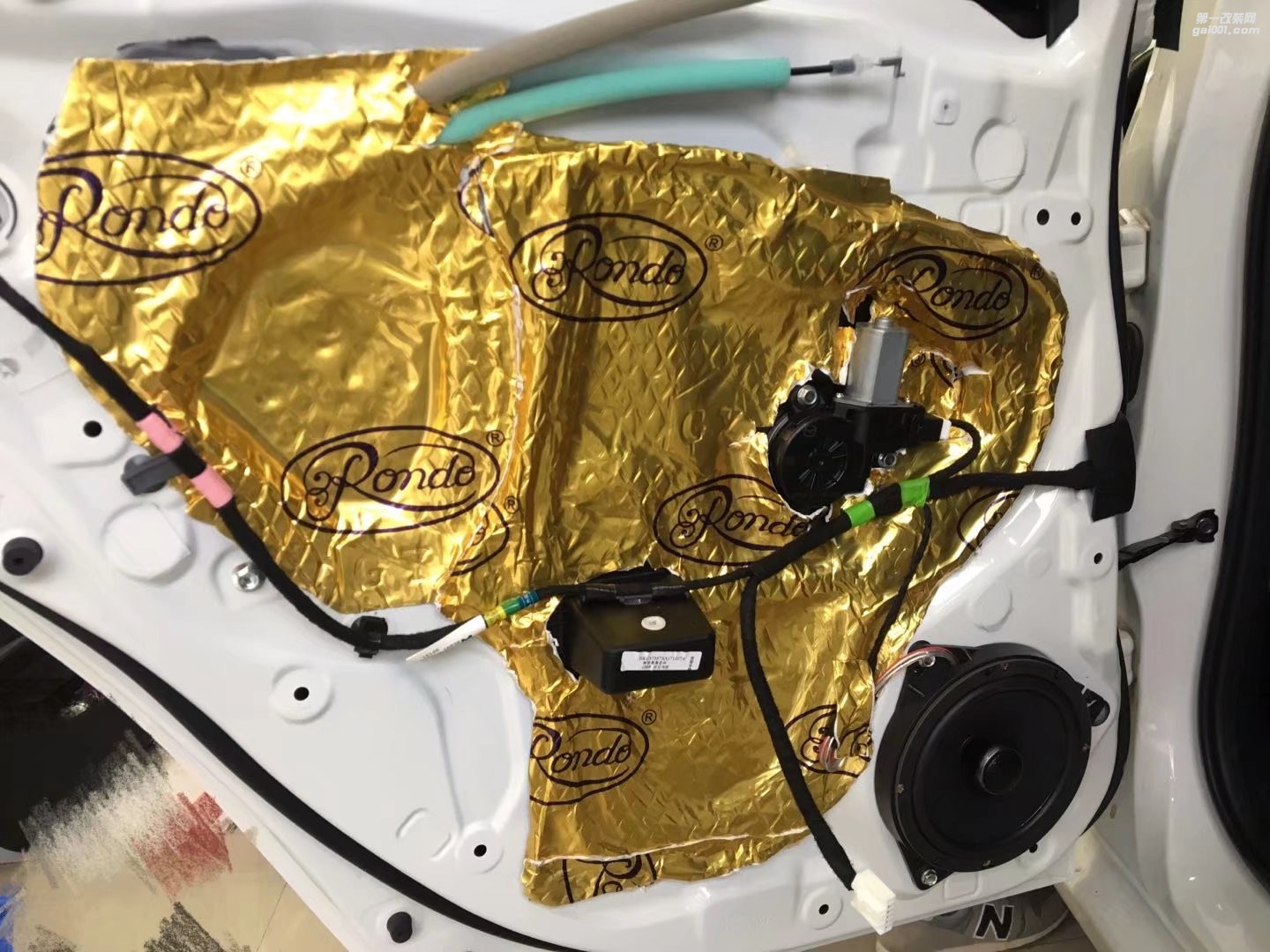 南寧汽車音響改裝馬自達(dá)昴科賽拉無損音響改裝+隔音改裝