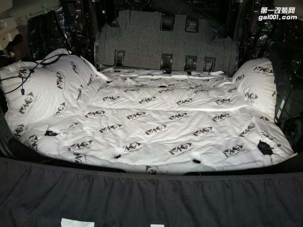 五十鈴MU-X SUV牧游俠音響改裝 全車隔音 泉州山水汽車音響改裝