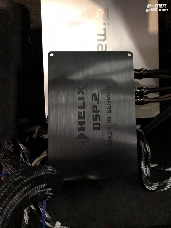 汕頭市哪里有專業(yè)改裝汽車音響和隔音降噪？星悅汽車音響改裝大眾途安L升級(jí)隔音改裝音響打造真實(shí)的聽覺享受