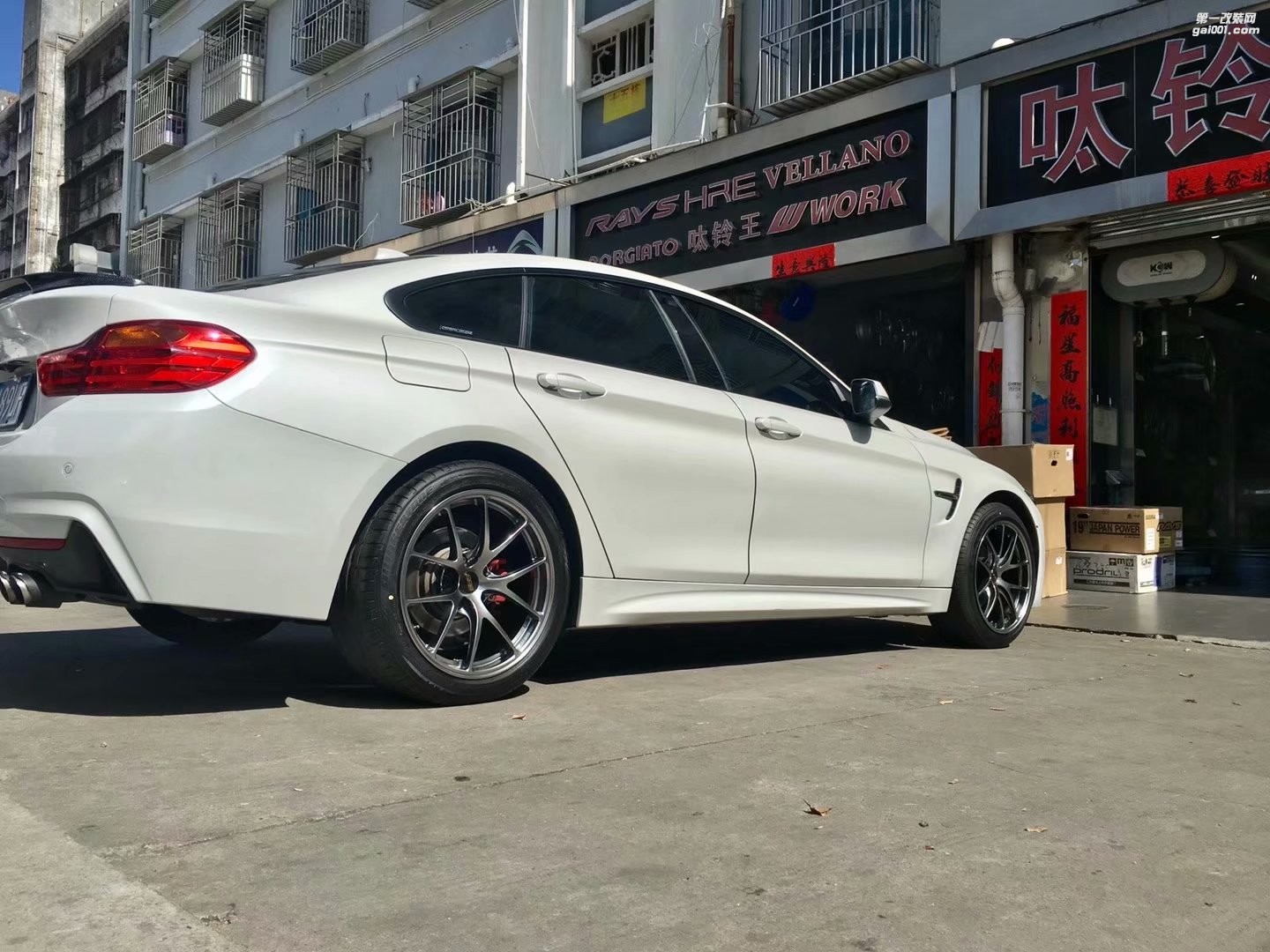 寶馬，換 BBS RIA 18寸，完工！
