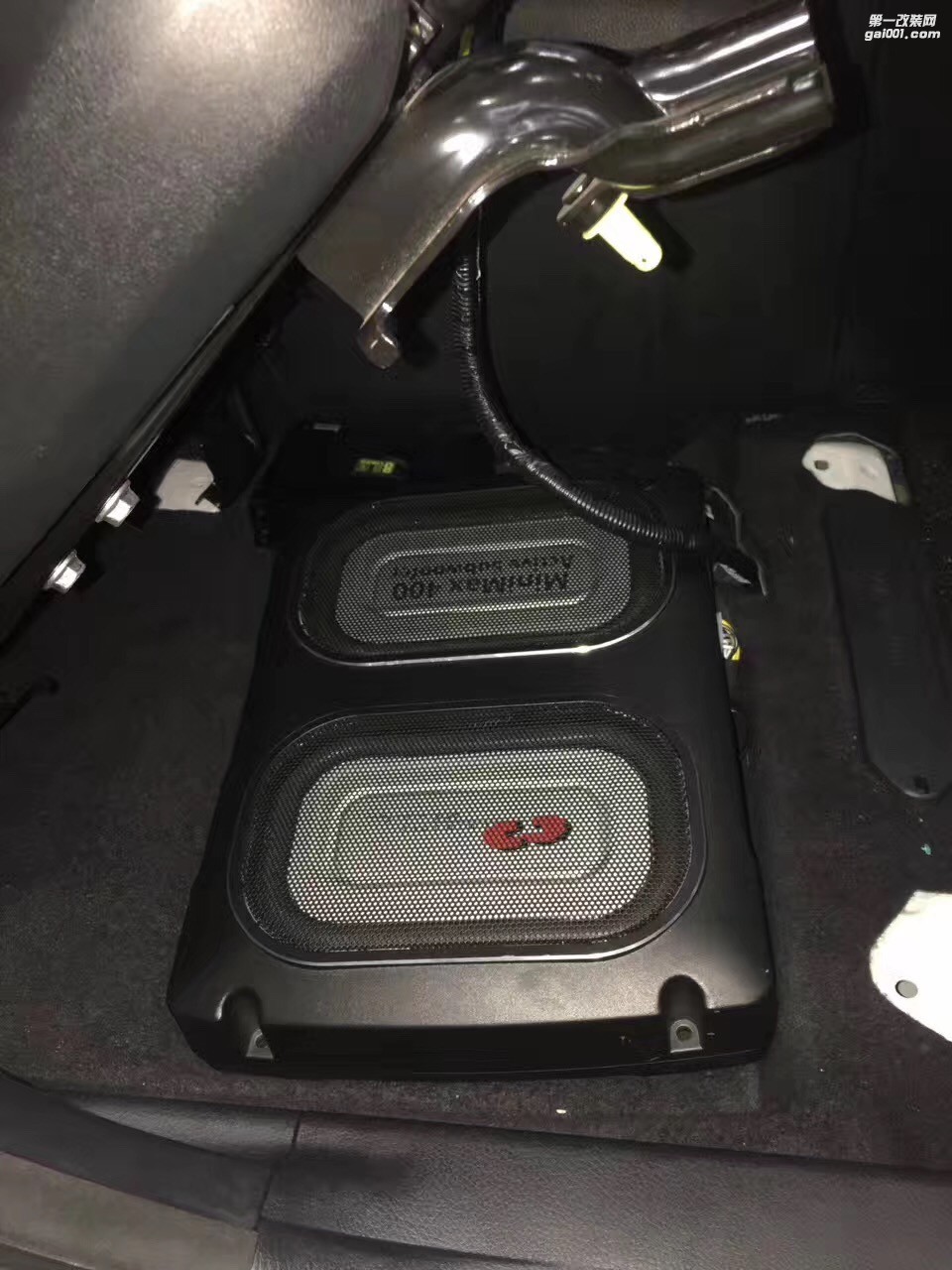 汕頭市星悅汽車音響改裝福特蒙迪歐汽車音響升級四門勁能隔音音響改裝意大利赫茲音響美國CDT低音伊蔓功放