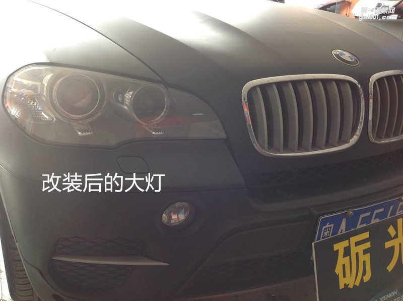汽車燈光升級 廣州寶馬X5大燈改海拉5雙光透鏡+飛利浦專業(yè)版套餐