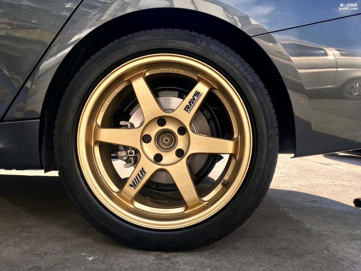 寶馬，換 RAYS TE37 完工 ！