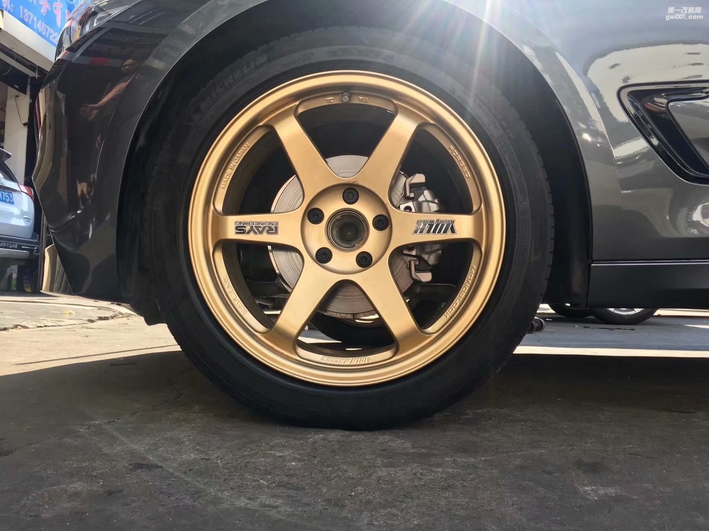 寶馬，換 RAYS TE37 完工 ！