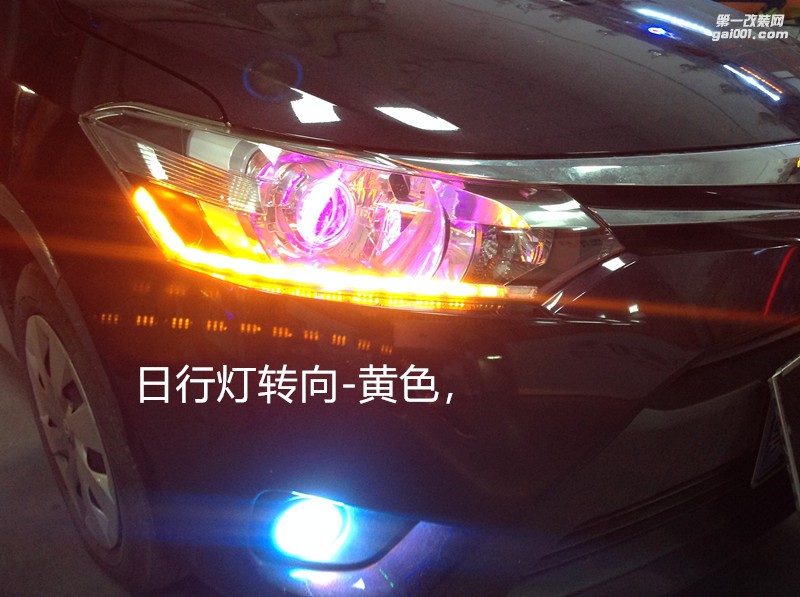 廣州改燈店 豐田威馳大燈升級海拉5雙光透鏡+流光日行燈+紫色惡魔眼