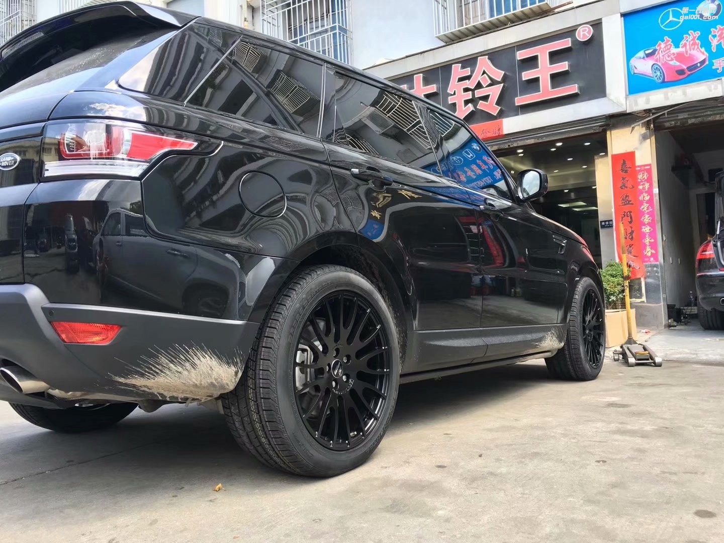 路虎，換 私人定制鍛造  21寸 完工！