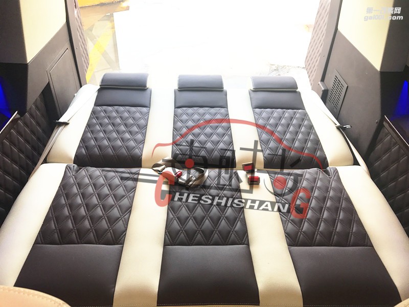 鄭州GMC內(nèi)飾定制改裝/鄭州車時(shí)尚商務(wù)車內(nèi)飾改裝