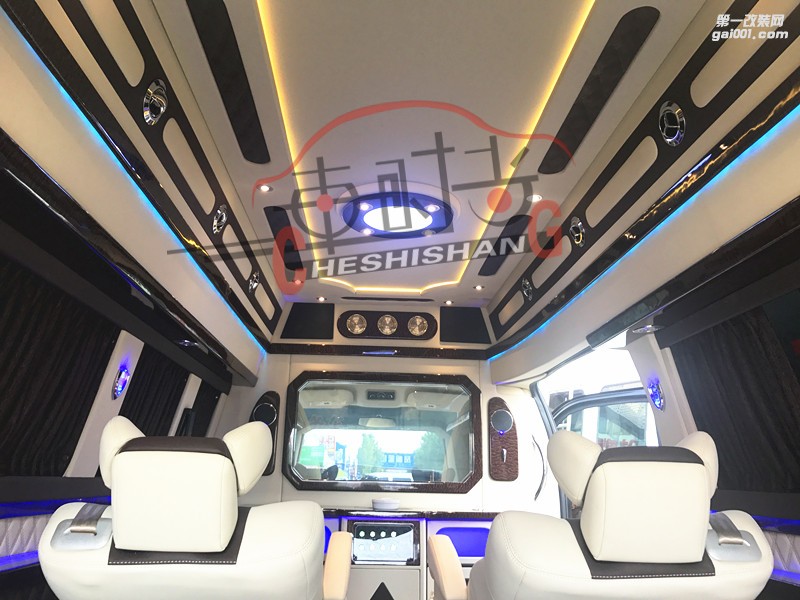 鄭州GMC內(nèi)飾定制改裝/鄭州車時(shí)尚商務(wù)車內(nèi)飾改裝