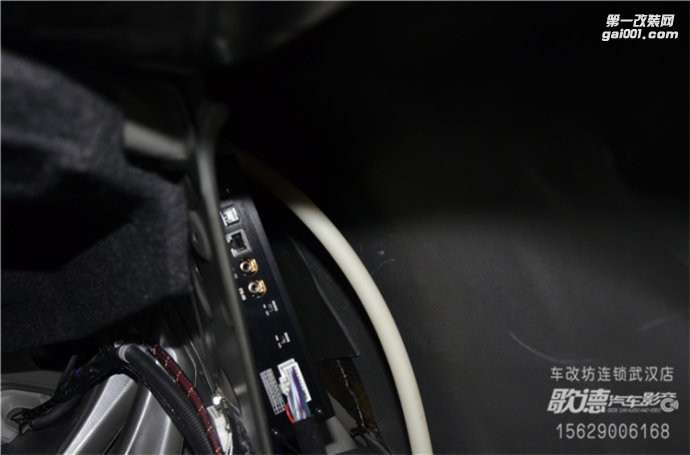 武漢豐田皇冠汽車音響升級(jí)與隔音改裝實(shí)拍案例