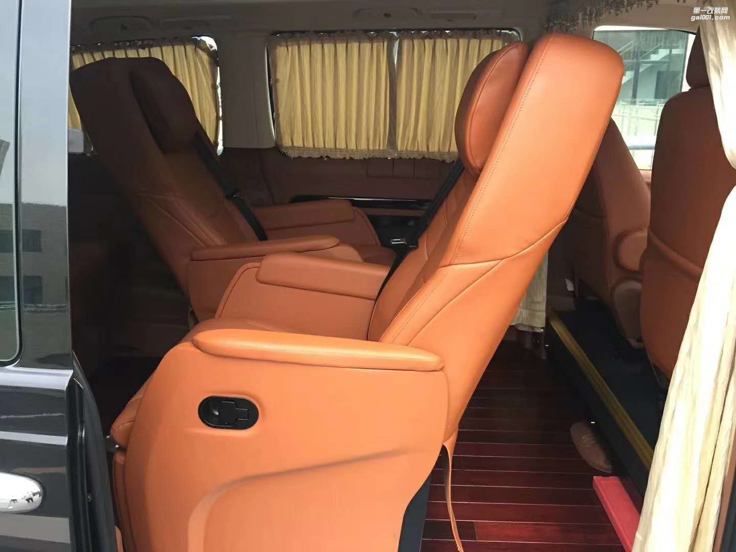 奔馳v260新威霆電動(dòng)航空座椅電動(dòng)門改裝