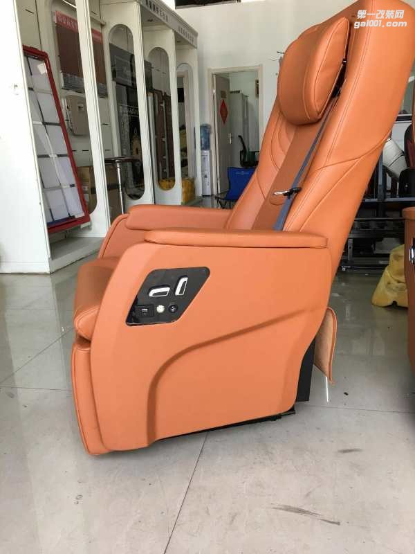 奔馳v260新威霆電動(dòng)航空座椅電動(dòng)門改裝
