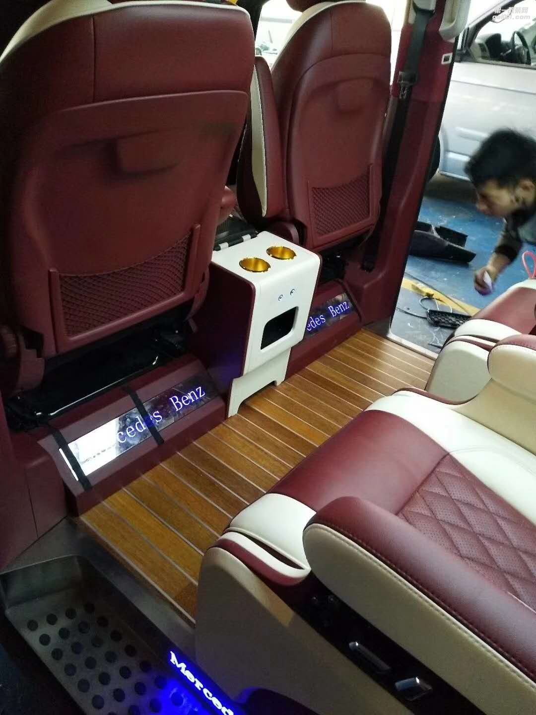 威霆v260唯雅諾凌特內(nèi)飾電動(dòng)航空按摩座椅電動(dòng)門改裝