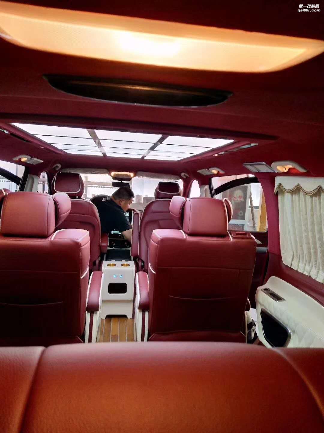 威霆v260唯雅諾凌特內(nèi)飾電動(dòng)航空按摩座椅電動(dòng)門改裝