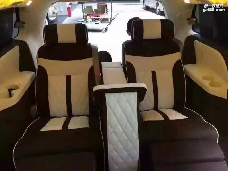 豐田埃爾法塞納航空電動(dòng)按摩座椅改裝
