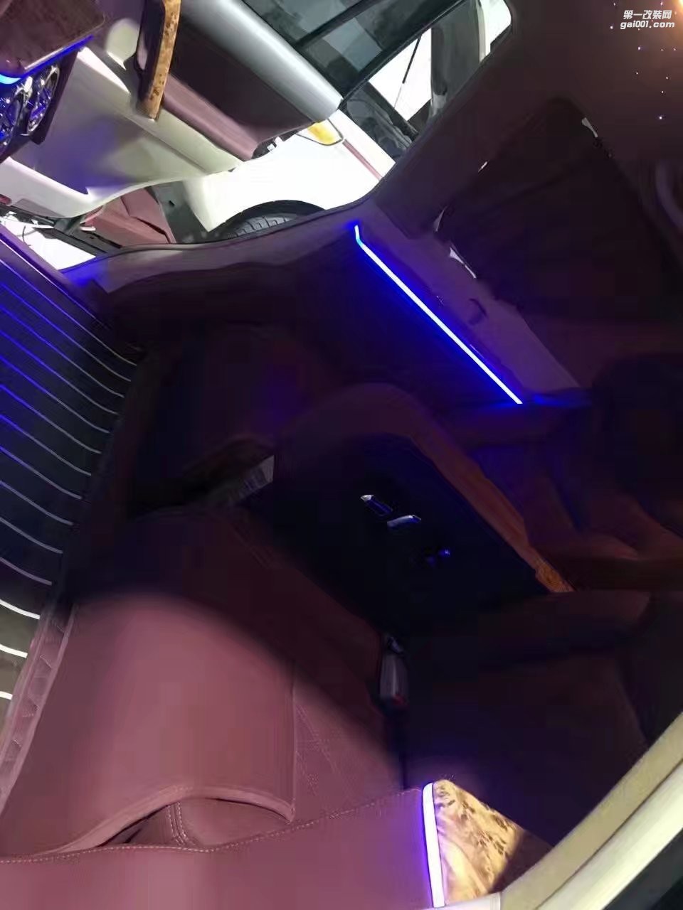 豐田酷路澤塞納內(nèi)飾航空電動(dòng)按摩座椅電動(dòng)門(mén)改裝