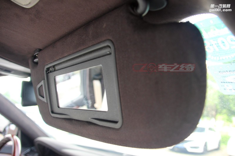 奔馳S350內(nèi)飾改裝 成都奔馳內(nèi)飾改裝 真皮座椅 車之綺內(nèi)飾改裝中心
