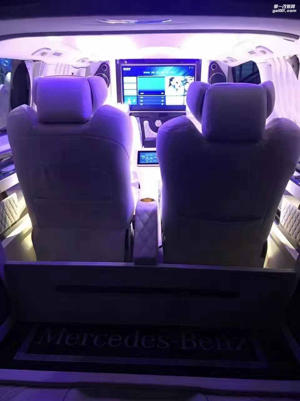 威霆商務(wù)內(nèi)飾電動航空座椅改裝