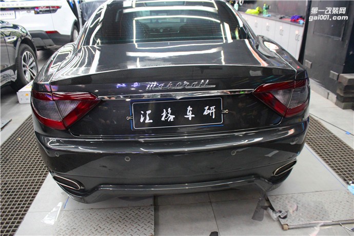 汽車大燈透明保護(hù)膜長(zhǎng)沙進(jìn)口保護(hù)膜瑪莎拉蒂尾燈黑膜個(gè)性燈膜