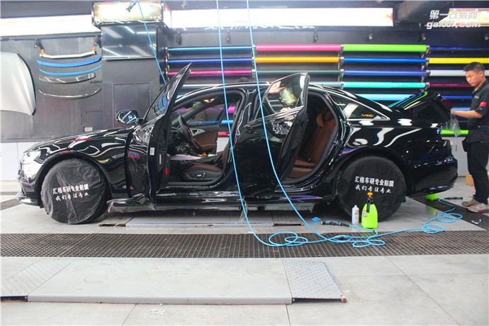 长沙汽车隐形车衣保护膜奥迪A6全车身UPPF防护刮划漆面透明贴膜
